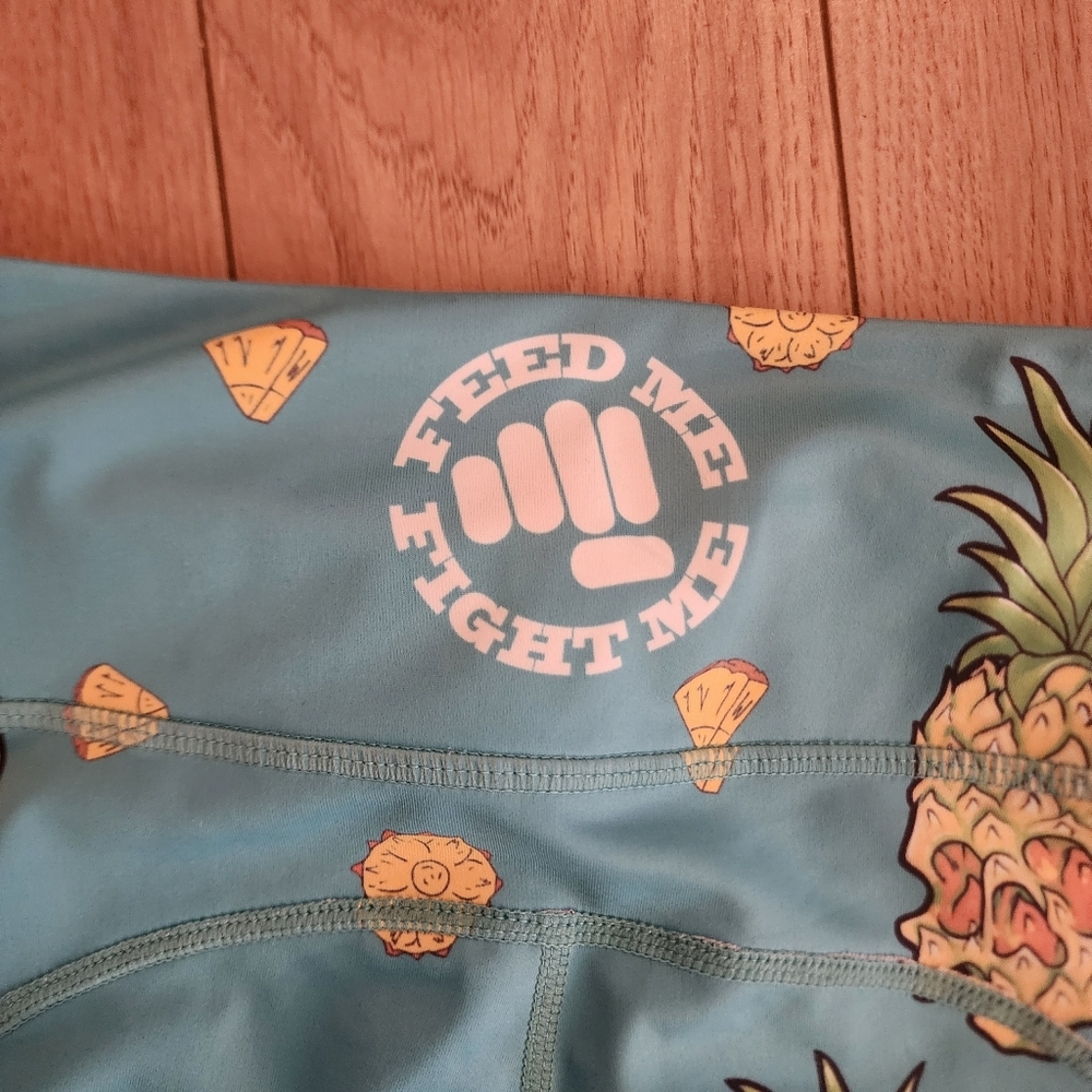 Feed Me Fight Me Skull Pineapple Leggings-Small - Picture 9 of 12